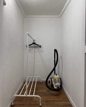 3-к квартира, вторичка, 57м2, 5/5 этаж