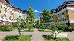 2-к квартира, вторичка, 77м2, 1/4 этаж