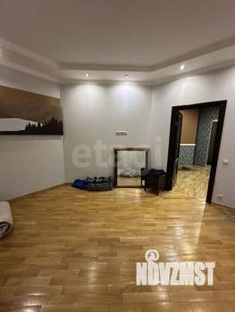 3-к квартира, вторичка, 77м2, 8/19 этаж