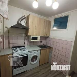 2-к квартира, вторичка, 42м2, 3/5 этаж