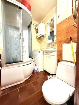 2-к квартира, вторичка, 45м2, 1/5 этаж