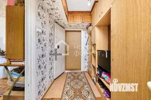 2-к квартира, вторичка, 56м2, 1/9 этаж