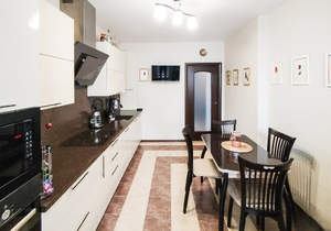 3-к квартира, вторичка, 90м2, 7/25 этаж