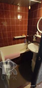 2-к квартира, вторичка, 48м2, 9/9 этаж