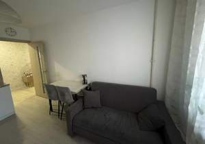 2-к квартира, вторичка, 63м2, 1/17 этаж