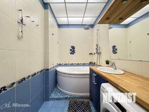 3-к квартира, вторичка, 85м2, 1/17 этаж
