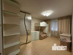 3-к квартира, вторичка, 60м2, 1/5 этаж