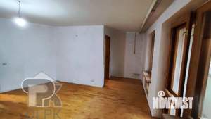 3-к квартира, вторичка, 113м2, 1/9 этаж