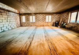 3-к квартира, вторичка, 210м2, 1/3 этаж