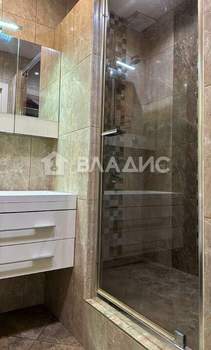 2-к квартира, вторичка, 64м2, 5/17 этаж