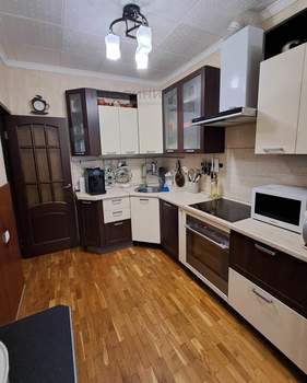 2-к квартира, вторичка, 64м2, 1/7 этаж