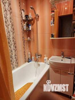 3-к квартира, вторичка, 56м2, 5/5 этаж