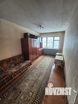 2-к квартира, вторичка, 42м2, 1/4 этаж
