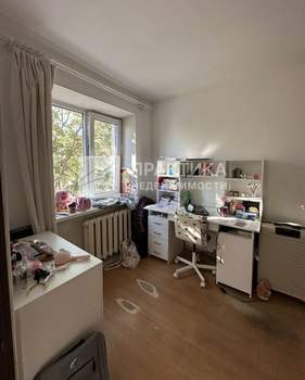 2-к квартира, вторичка, 42м2, 5/5 этаж