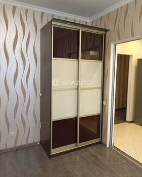 2-к квартира, вторичка, 71м2, 4/4 этаж