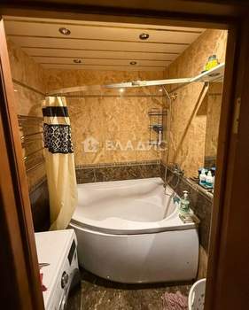 2-к квартира, вторичка, 64м2, 3/17 этаж
