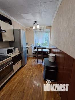 2-к квартира, вторичка, 64м2, 1/7 этаж