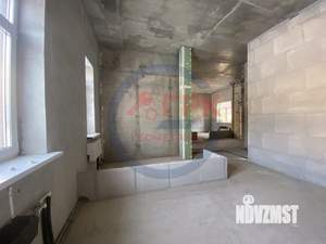 3-к квартира, вторичка, 96м2, 1/3 этаж