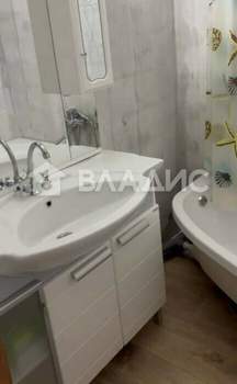 2-к квартира, вторичка, 63м2, 12/17 этаж