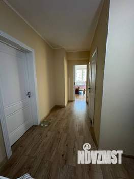 2-к квартира, вторичка, 63м2, 10/17 этаж