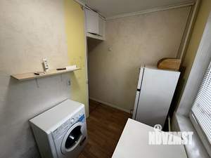 2-к квартира, вторичка, 42м2, 1/5 этаж