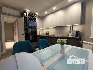 3-к квартира, вторичка, 83м2, 9/17 этаж