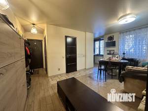 2-к квартира, вторичка, 43м2, 1/5 этаж