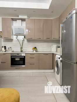 2-к квартира, вторичка, 71м2, 16/28 этаж