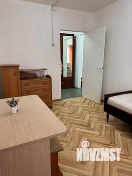 2-к квартира, вторичка, 50м2, 1/10 этаж