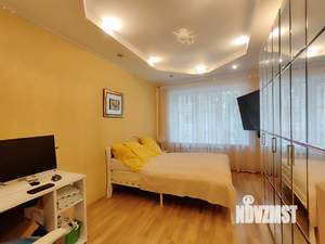 2-к квартира, вторичка, 42м2, 1/5 этаж