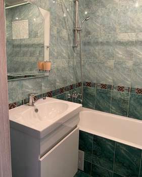 2-к квартира, вторичка, 61м2, 7/17 этаж