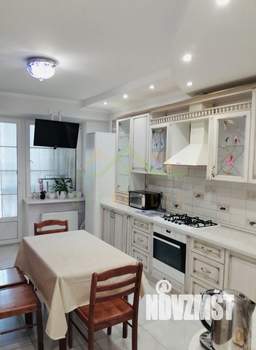 2-к квартира, вторичка, 76м2, 3/6 этаж