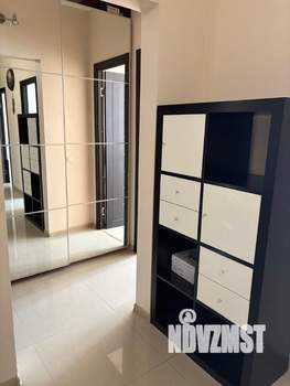 2-к квартира, вторичка, 56м2, 1/3 этаж