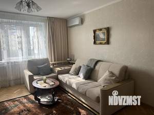 3-к квартира, вторичка, 70м2, 6/15 этаж
