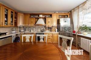 4-к квартира, вторичка, 87м2, 8/10 этаж