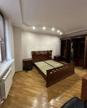 3-к квартира, вторичка, 77м2, 8/19 этаж