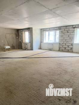 2-к квартира, вторичка, 76м2, 1/6 этаж