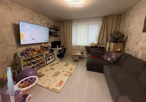 4-к квартира, вторичка, 52м2, 1/14 этаж