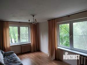 2-к квартира, вторичка, 42м2, 3/5 этаж