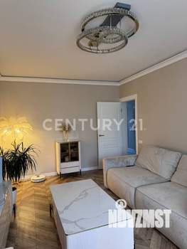 2-к квартира, вторичка, 65м2, 2/19 этаж