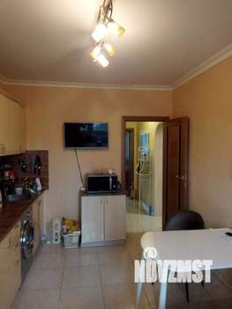 2-к квартира, вторичка, 61м2, 1/14 этаж