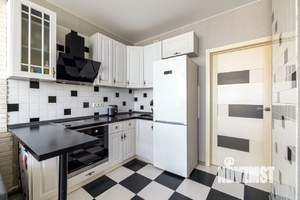 2-к квартира, вторичка, 40м2, 14/23 этаж