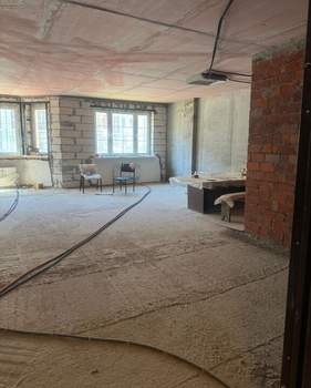 2-к квартира, вторичка, 78м2, 1/6 этаж