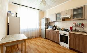 3-к квартира, вторичка, 60м2, 6/17 этаж