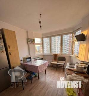 2-к квартира, вторичка, 64м2, 10/17 этаж