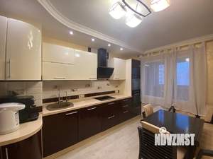 4-к квартира, вторичка, 106м2, 11/17 этаж