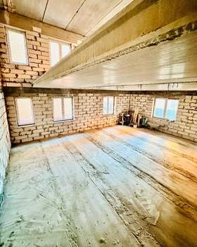 3-к квартира, вторичка, 210м2, 1/3 этаж