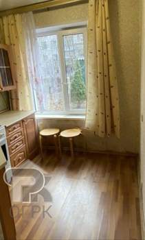 2-к квартира, вторичка, 42м2, 1/5 этаж