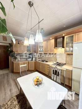 3-к квартира, вторичка, 77м2, 10/10 этаж