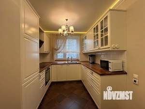 3-к квартира, вторичка, 94м2, 10/25 этаж